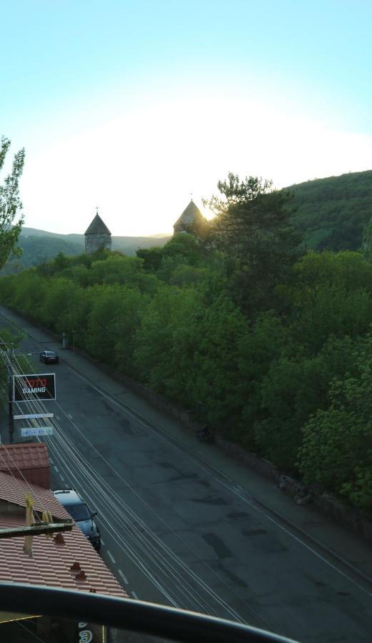 Hotelise I Snowdrop Apartment Cahkadzor Kültér fotó